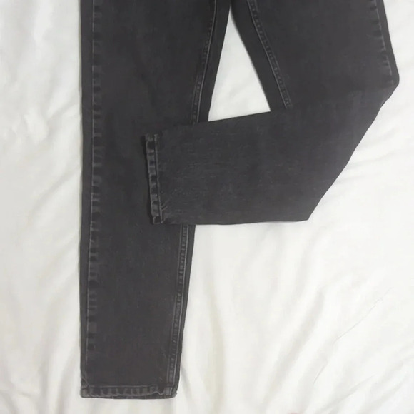 Urban Outfitters BDG High Waisted Mom Jean, Color Dark Wash Size W25/L32 - Picture 10 of 16